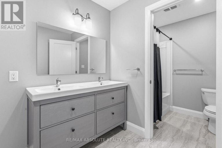 29142158/15-manchester-street/stittsville-central/ottawa/ontario/K2S0R8_32