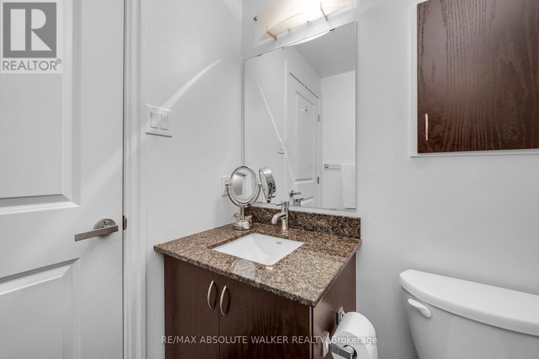 29383009/210-90-landry-street/vanier/ottawa/ontario/K1L0A9_23