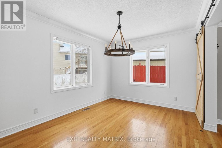 29349374/203-montee-outaouais-road/town-of-rockland/clarence-rockland/ontario/K4K1G2_7