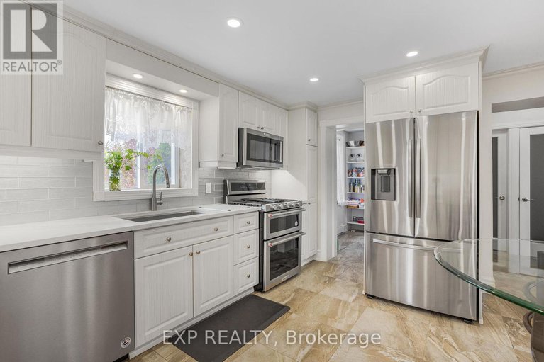 28327080/8-john-street/lorignal/champlain/ontario/K0B1K0_19