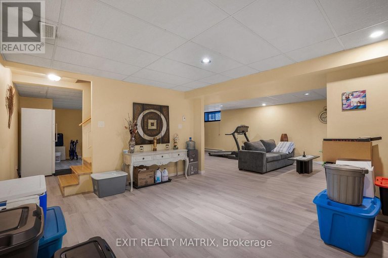 29241507/213-longueuil-street/lorignal/champlain/ontario/K0B1K0_20