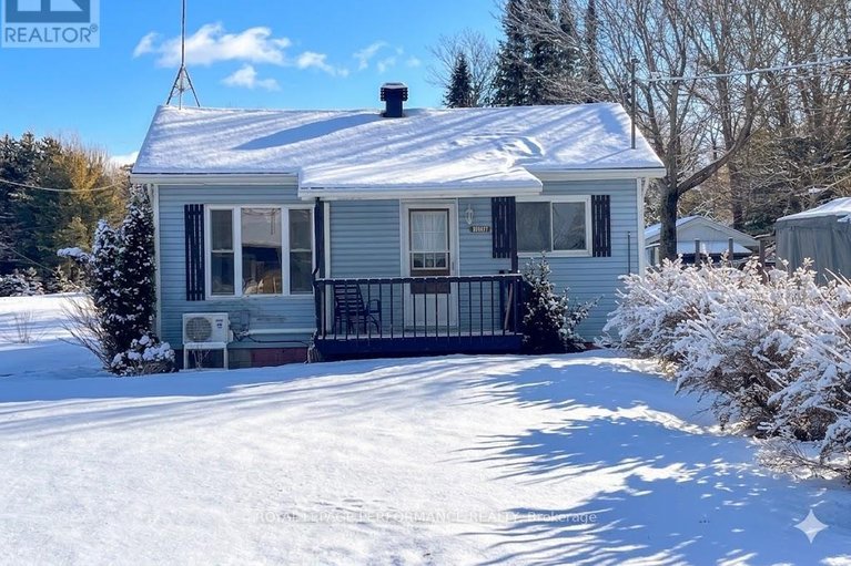 29504497/2082-sandy-hill-road/lorignal/champlain/ontario/K0B1K0_1