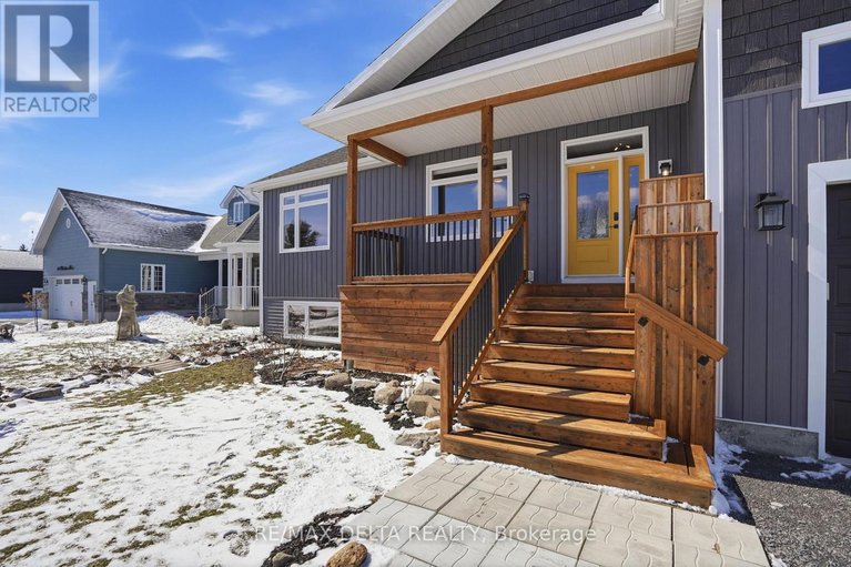 29501640/100-pendleton-street/vankleek-hill/champlain/ontario/K0B1R0_3