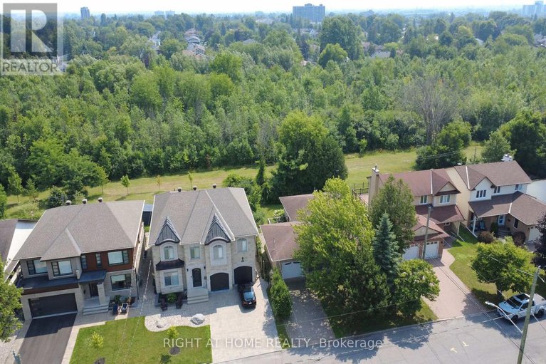 28631481/2257-prospect-avenue/alta-vista/ottawa/ontario/K1H7G2_35