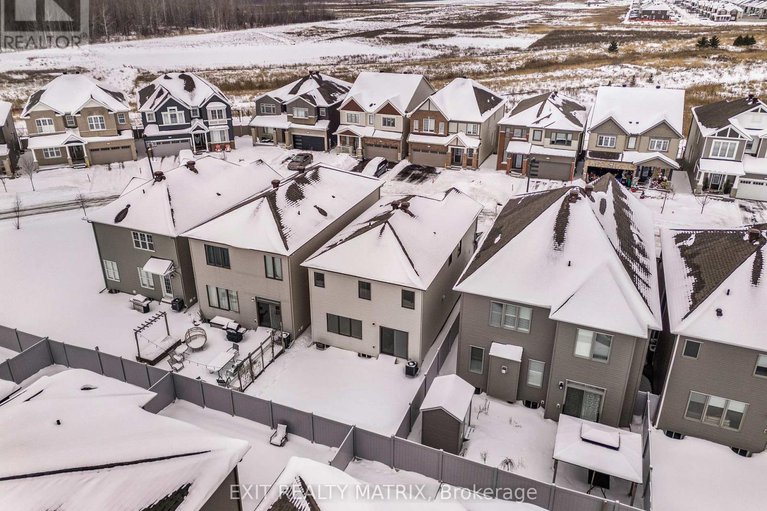 29254441/839-henslows-circle/avalon-west/ottawa/ontario/K4A5H7_35