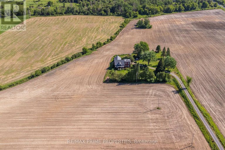 28625671/650-concession-1-road/east-hawkesbury-twp/hawkesbury/ontario/K0B1B0_37