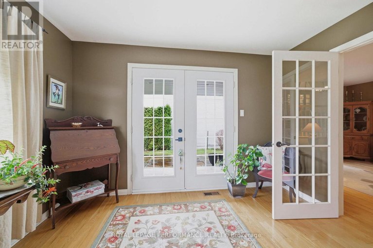 29593510/18353-lana-drive/south-glengarry-charlottenburgh-twp/south-glengarry/ontario/K6H7L9_21