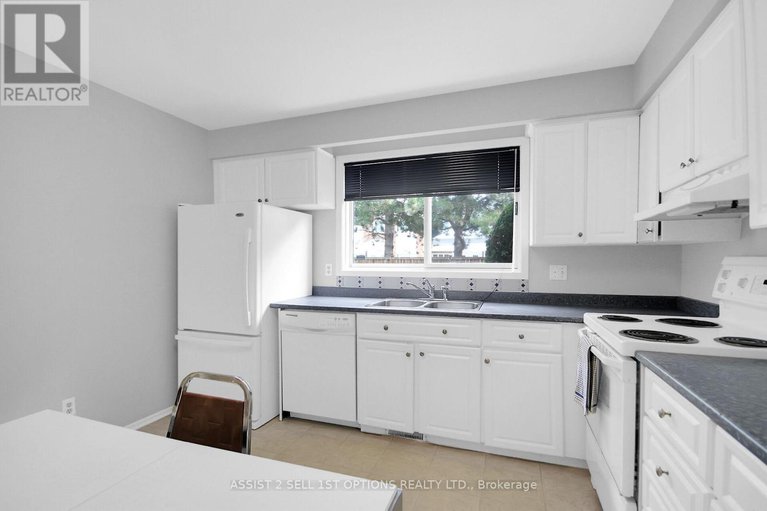 28698789/38-ardell-grove/craig-henrywoodvale/ottawa/ontario/K2G4G4_8