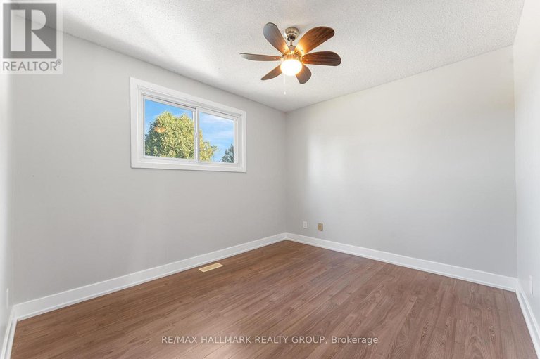 28875884/3960-farmers-way/carlsbad-springs/ottawa/ontario/K0A1K0_16