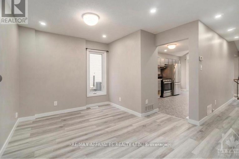 29004175/563-latour-crescent/fallingbrookgardenway-south/ottawa/ontario/K4A1N6_4