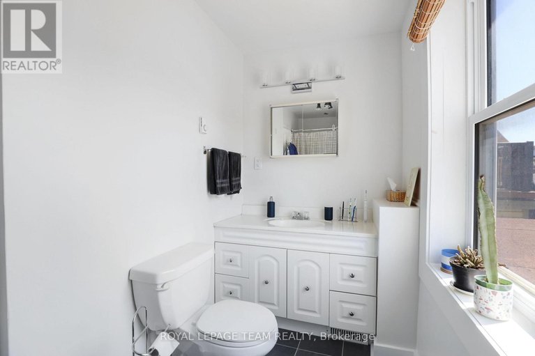 28765289/142-cathcart-street/lower-townbyward-market/ottawa/ontario/K1N5B8_29