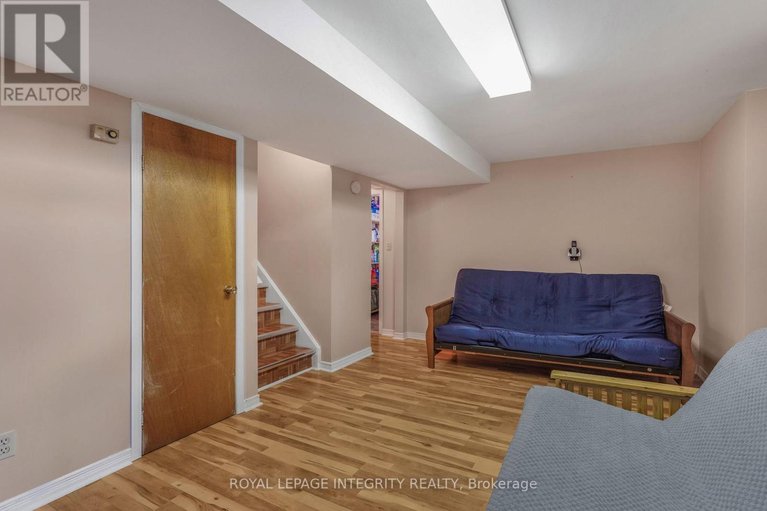 29666462/641-apollo-way/fallingbrookpineridge/ottawa/ontario/K4A1T5_29