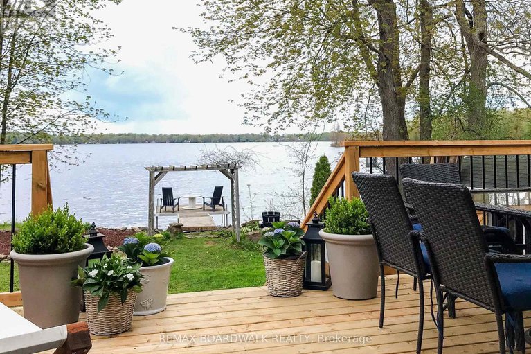 29210499/124-mcculloughs-landing-road/drummond-n-elmsley-drummond-twp/drummondnorth-elmsley/ontario/K7H0J3_2