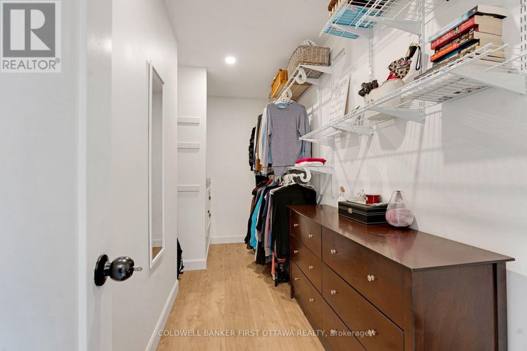 29065809/946-french-line-road/lanark-highlands-darling-twp/lanark-highlands/ontario/K0G1K0_21