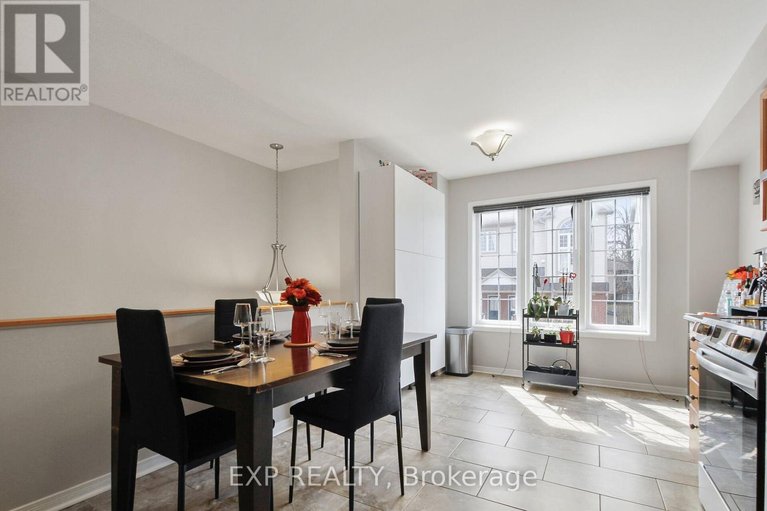 29664785/321-wiffen-private/westcliffe-estates/ottawa/ontario/K2H1G3_6