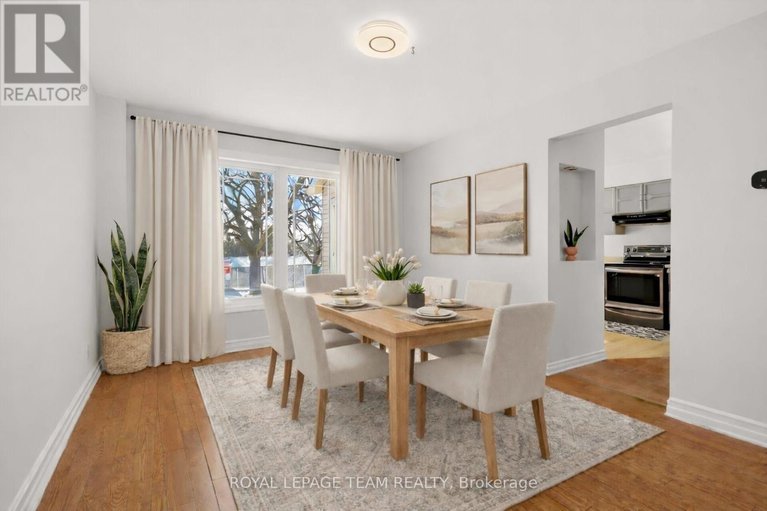 29430721/1604-proulx-drive/fallingbrookpineridge/ottawa/ontario/K4A1T5_9