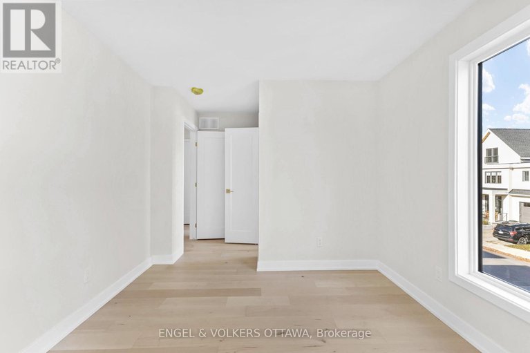 28990496/48-mcnaughton-avenue/ottawa-east/ottawa/ontario/K1S0J2_28