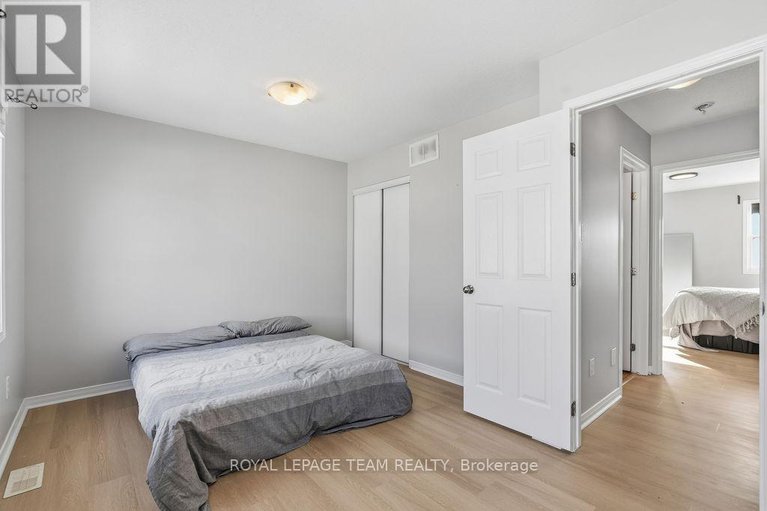 29379496/402-sadar-private/cedargrovefraserdale/ottawa/ontario/K2J3T3_36