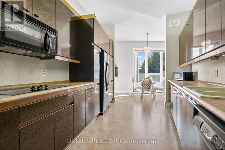 29023437/7-eagle-chase-court/cedargrovefraserdale/ottawa/ontario/K2J3N5_18