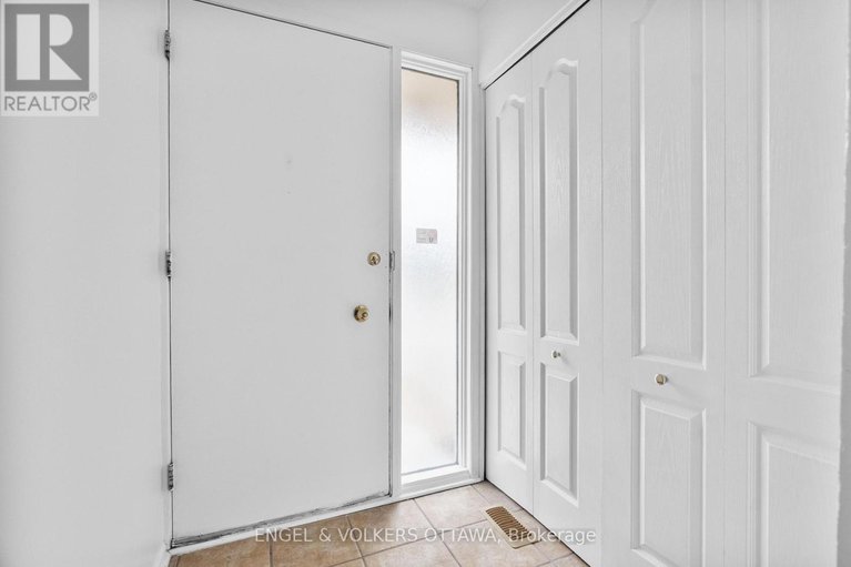28836357/3505-southgate-road/south-keys/ottawa/ontario/K1V7Y5_4