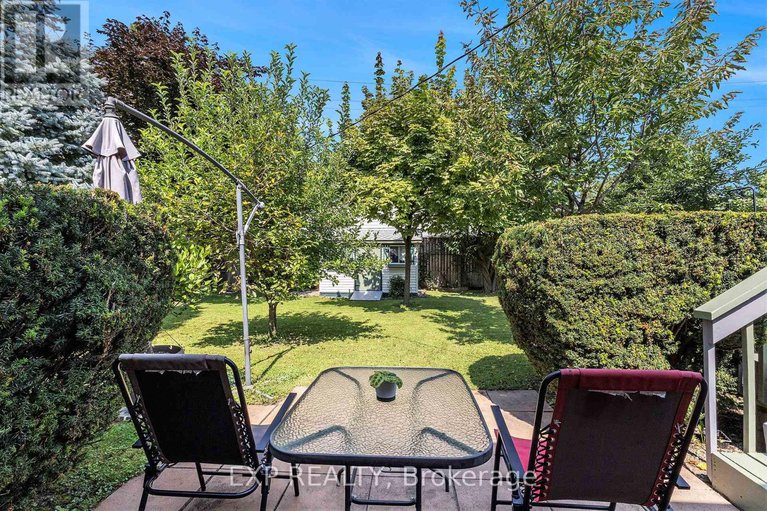 29565523/41-wigan-drive/borden-farmstewart-farmcarleton-heightsparkwood-hills/ottawa/ontario/K2E6K9_36