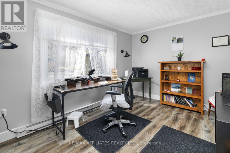 28443658/530-moore-drive/drummond-n-elmsley-drummond-twp/drummondnorth-elmsley/ontario/K7C4L1_18