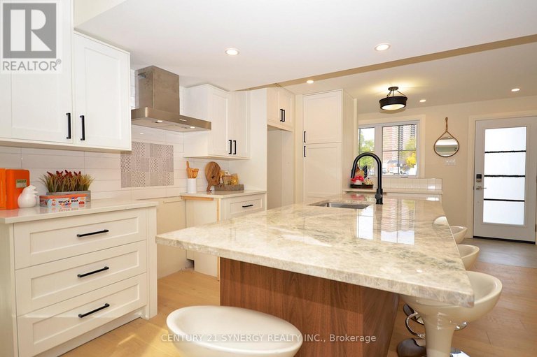 29092514/32-660-hochelaga-street/carson-meadows/ottawa/ontario/K1K2E9_12