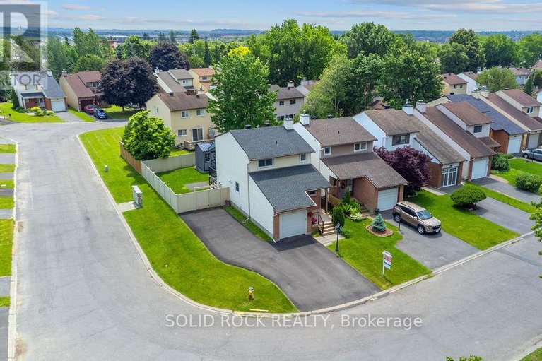 28763469/33-benlark-road/on-the-green/ottawa/ontario/K2J2L5_46