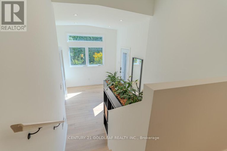 28809990/29-crownhill-street/beacon-hill-south/ottawa/ontario/K1J7K3_28