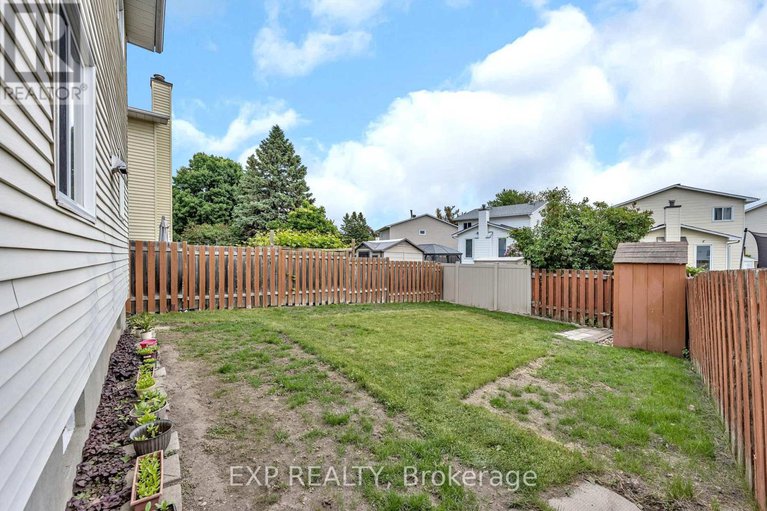 28480509/29-gowrie-drive/glencairnhazeldean/ottawa/ontario/K2L2T5_45