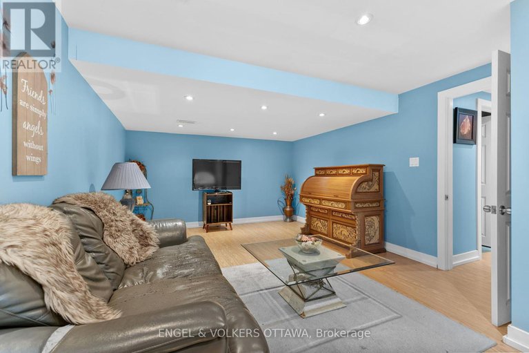 28493441/42d-benlea-drive/tanglewood/ottawa/ontario/K2G4A9_26