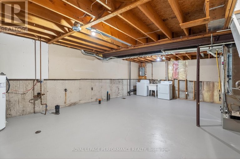 29153691/1032-lawrence-street/town-of-rockland/clarence-rockland/ontario/K4K1N1_23