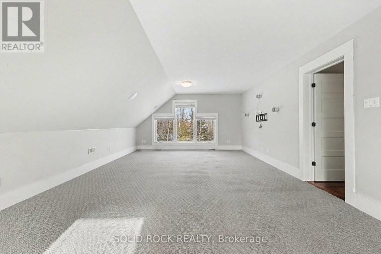 29234459/130-ironstone-court/remainder-of-stittsville-area/ottawa/ontario/K2S0L4_24