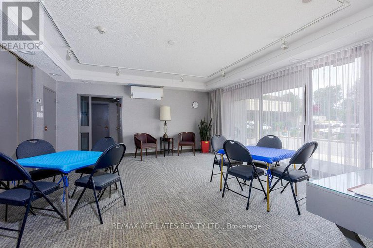 28466299/1705-1195-richmond-road/woodroffe/ottawa/ontario/K2B8E4_34