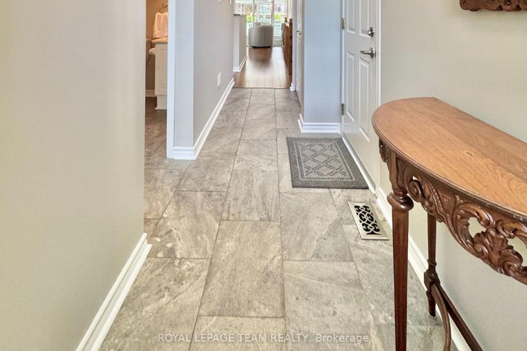 28552108/162-hartsmere-drive/stittsville-south/ottawa/ontario/K2S2H4_3