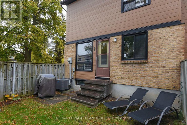 29064089/34-6993-bilberry-drive/convent-glen-north/ottawa/ontario/K1C2C2_25