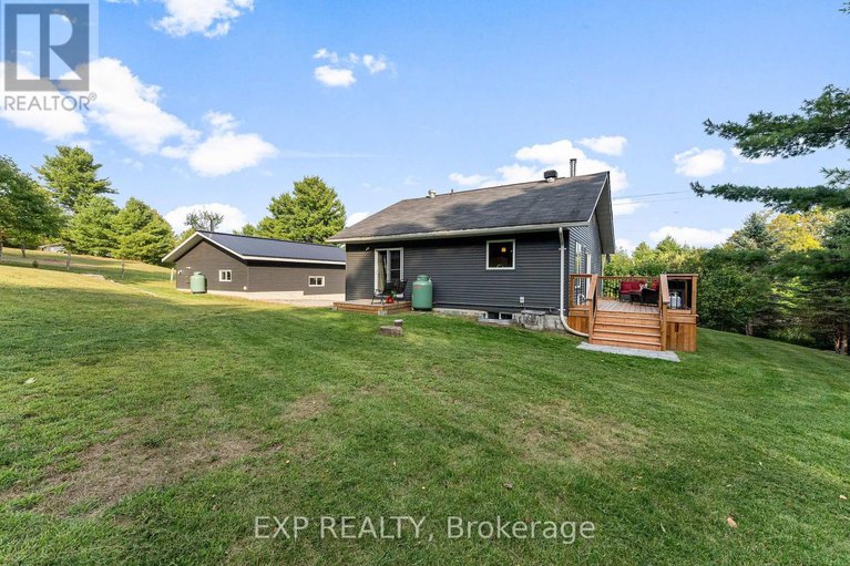 28845913/12-riopelle-road/mcnabbraeside-twps/mcnabbraeside/ontario/K0J1G0_41