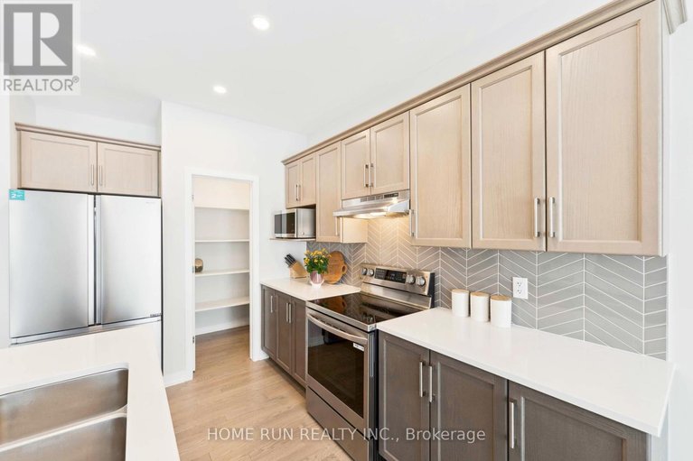 29588975/1987-acoustic-way/riverside-southgloucester-glen/ottawa/ontario/K4M0L6_5