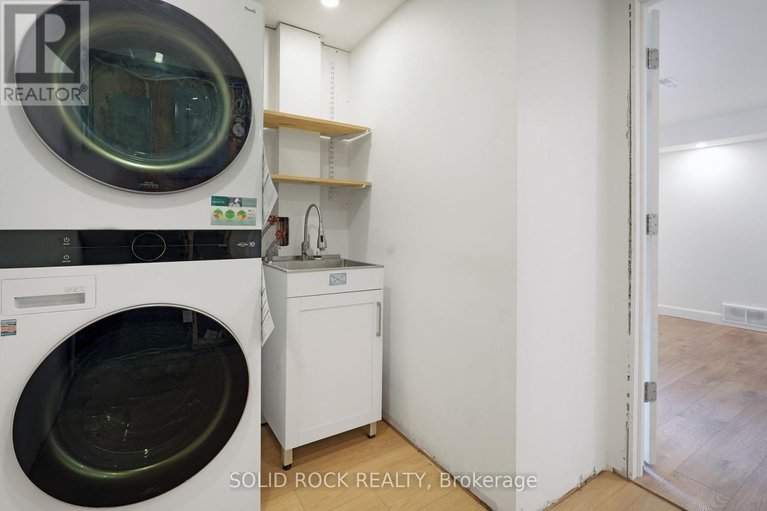 28538691/1135-maybank-street/parkway-park/ottawa/ontario/K2C2W7_37