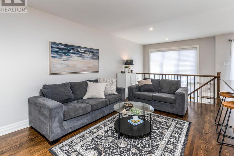 28652256/333-proud-walk-street/stittsville-south/ottawa/ontario/K2S2L8_8