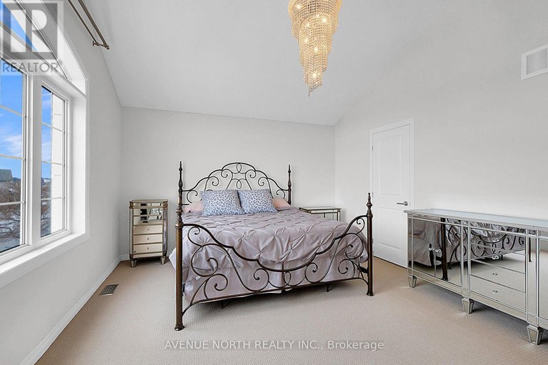 28540961/429-dovehaven-street/mer-bleuebradley-estatesanderson-park/ottawa/ontario/K1W0H2_37