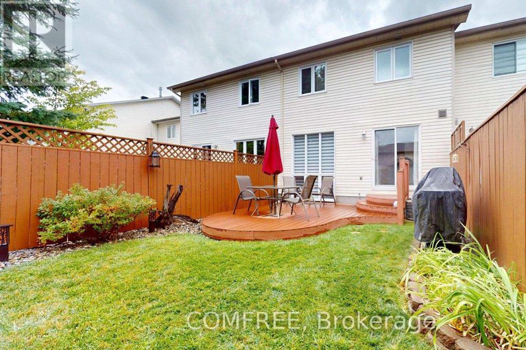 28797626/1315-silvestri-crescent/carson-grove/ottawa/ontario/K1J1E8_22