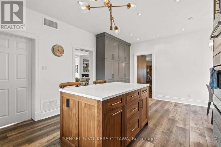 29147558/2410-concession-road/kemptville/north-grenville/ontario/K0G1J0_17