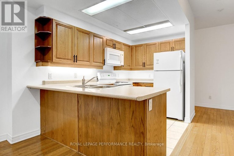 29479341/103-134-york-street/lower-townbyward-market/ottawa/ontario/K1N1K8_8