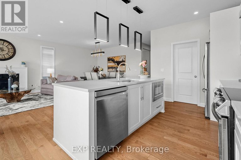 28811431/25-stanhope-court/stonebridge/ottawa/ontario/K2J6S2_21