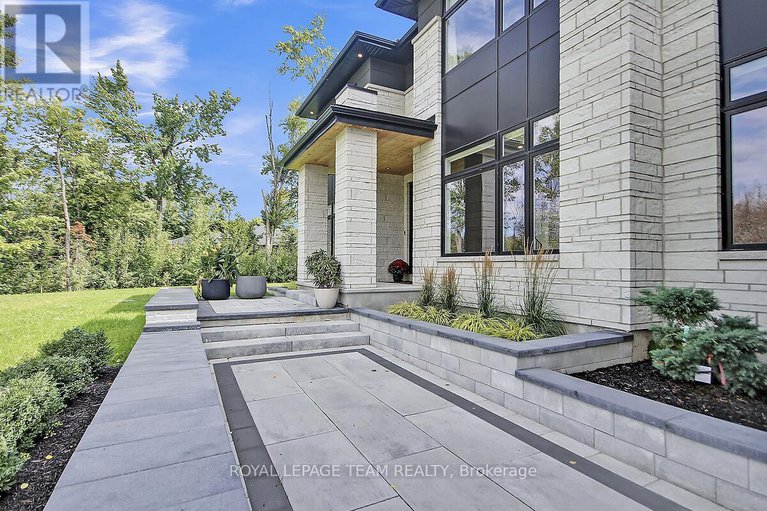 28825030/5852-red-castle-ridge/manotick-east-to-manotick-station/ottawa/ontario/K4M0A7_2