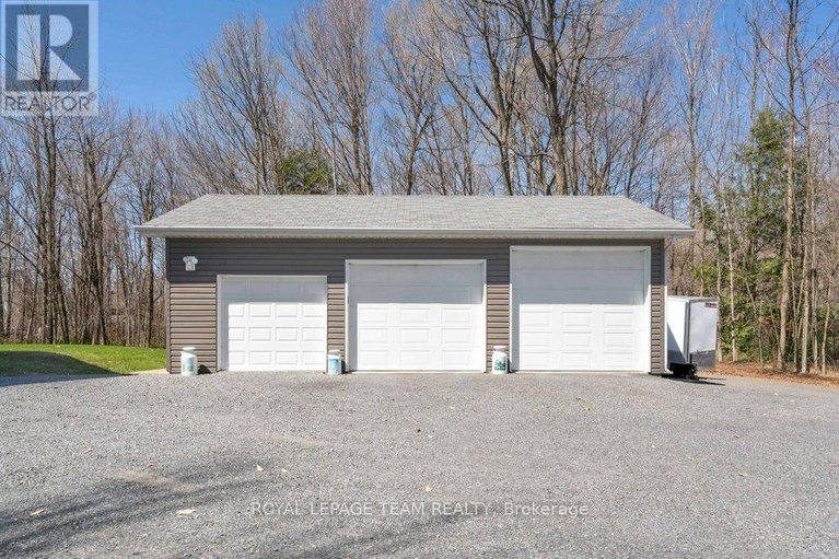 29675450/15065-concession-3-4-road/finch/north-stormont/ontario/K0C1K0_31