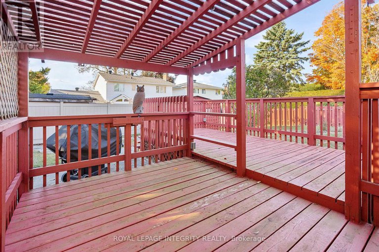 29372833/12-wynford-avenue/craig-henrywoodvale/ottawa/ontario/K2G3Z3_35