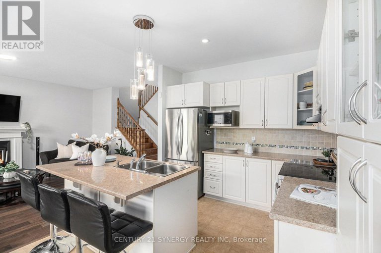 29100391/2479-esprit-drive/avalon-east/ottawa/ontario/K4A0S6_13