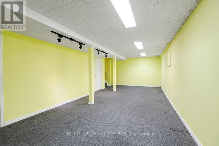 29362253/60-121-buell-street/westborohampton-park/ottawa/ontario/K1Z7E7_29